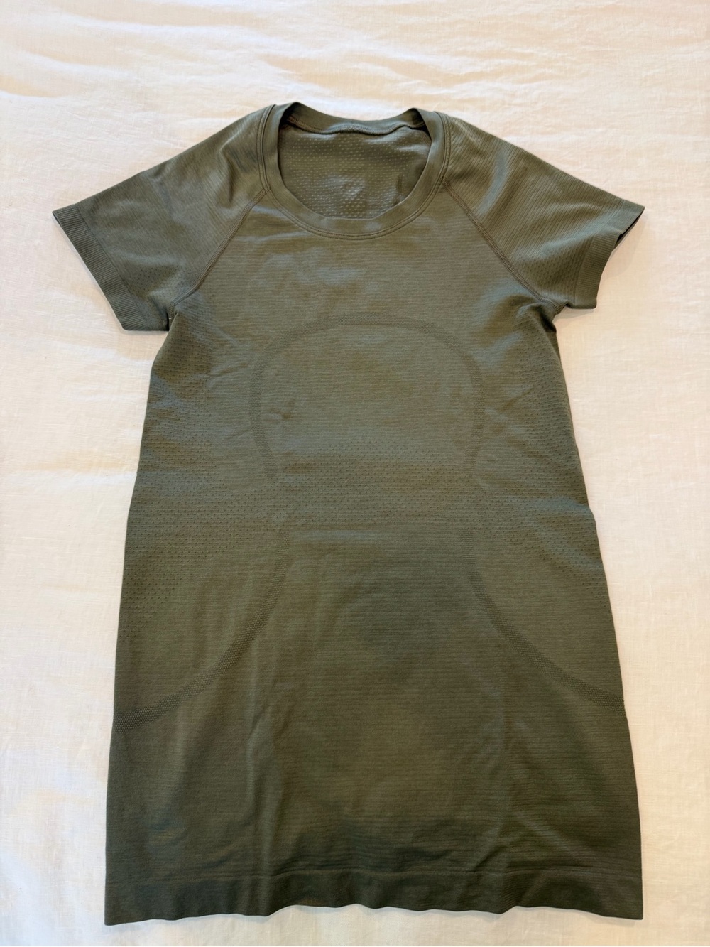 lululemon athletica Olive Green Short Sleeve T-Shitt